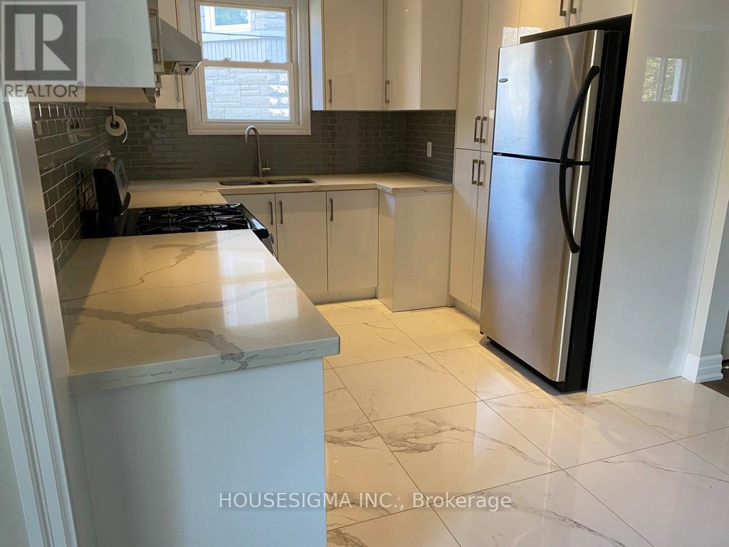 Main - 139 Horsham Avenue, Toronto, Ontario  M2N 2A3 - Photo 3 - C12602594