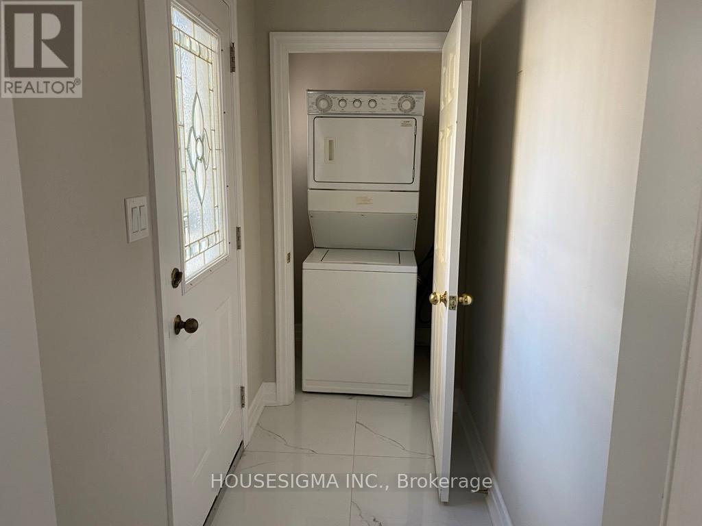 Main - 139 Horsham Avenue, Toronto, Ontario  M2N 2A3 - Photo 5 - C12602594