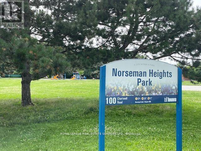 11 Uno Drive, Toronto, Ontario  M8Z 3N7 - Photo 33 - W12602060