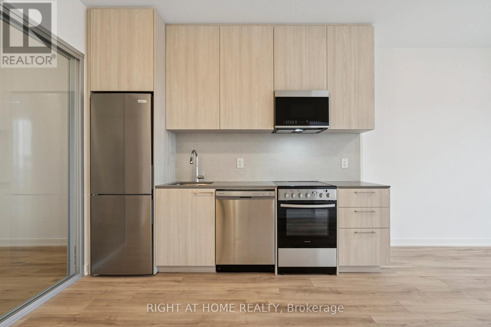 806 - 7439 Kingston Road, Toronto, Ontario  M1B 0G1 - Photo 2 - E12602482