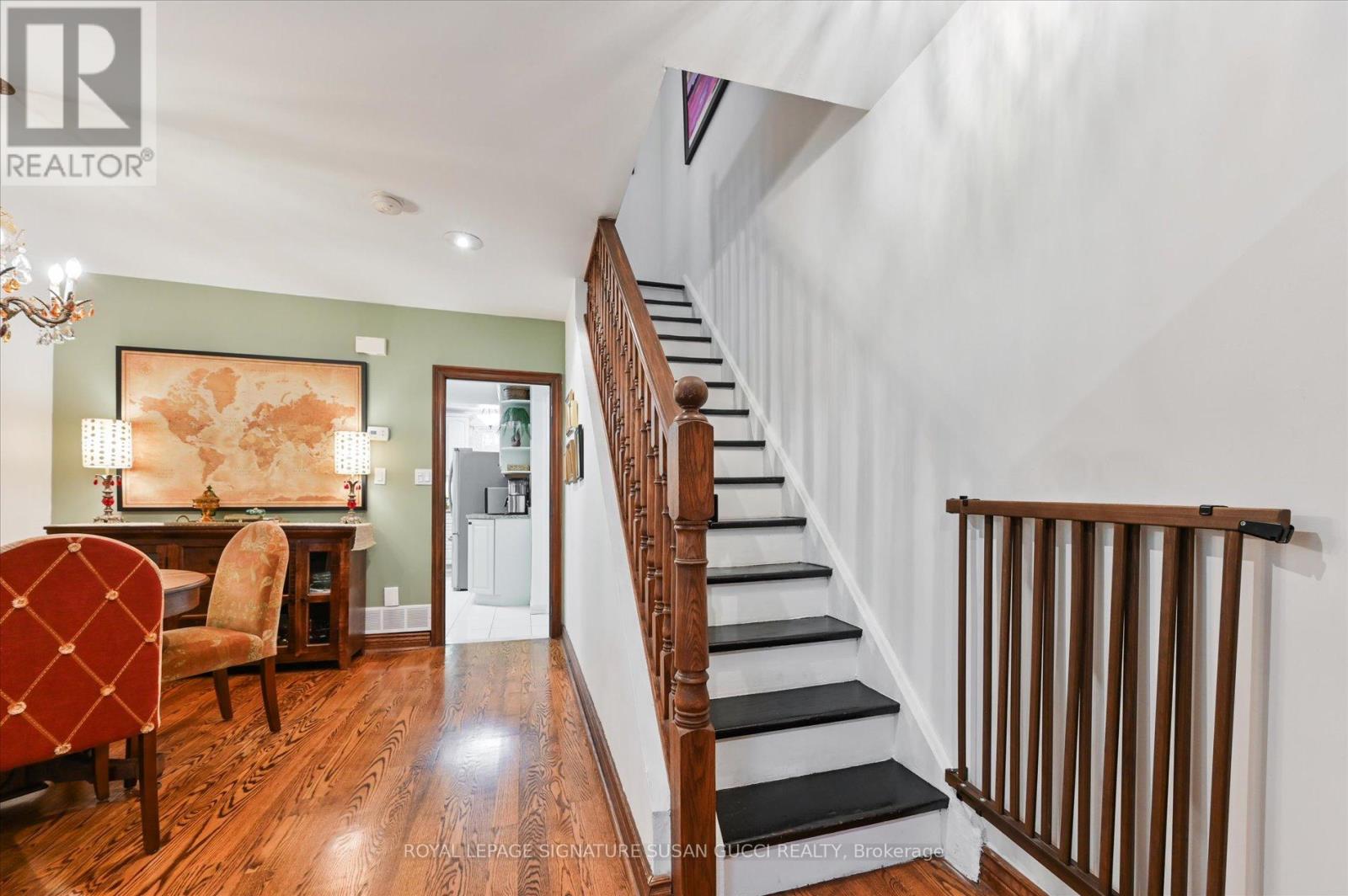 186 Gledhill Avenue, Toronto, Ontario  M4C 5L1 - Photo 15 - E12602600