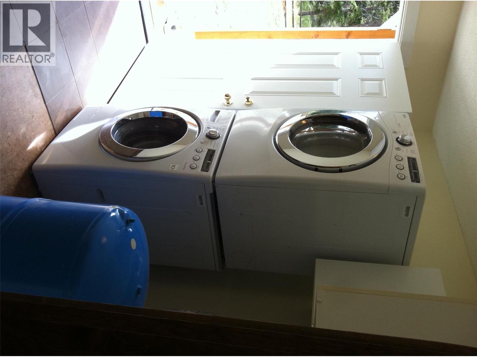 6090 Highway 33, Kelowna, British Columbia  V1P 1H8 - Photo 62 - 10357585