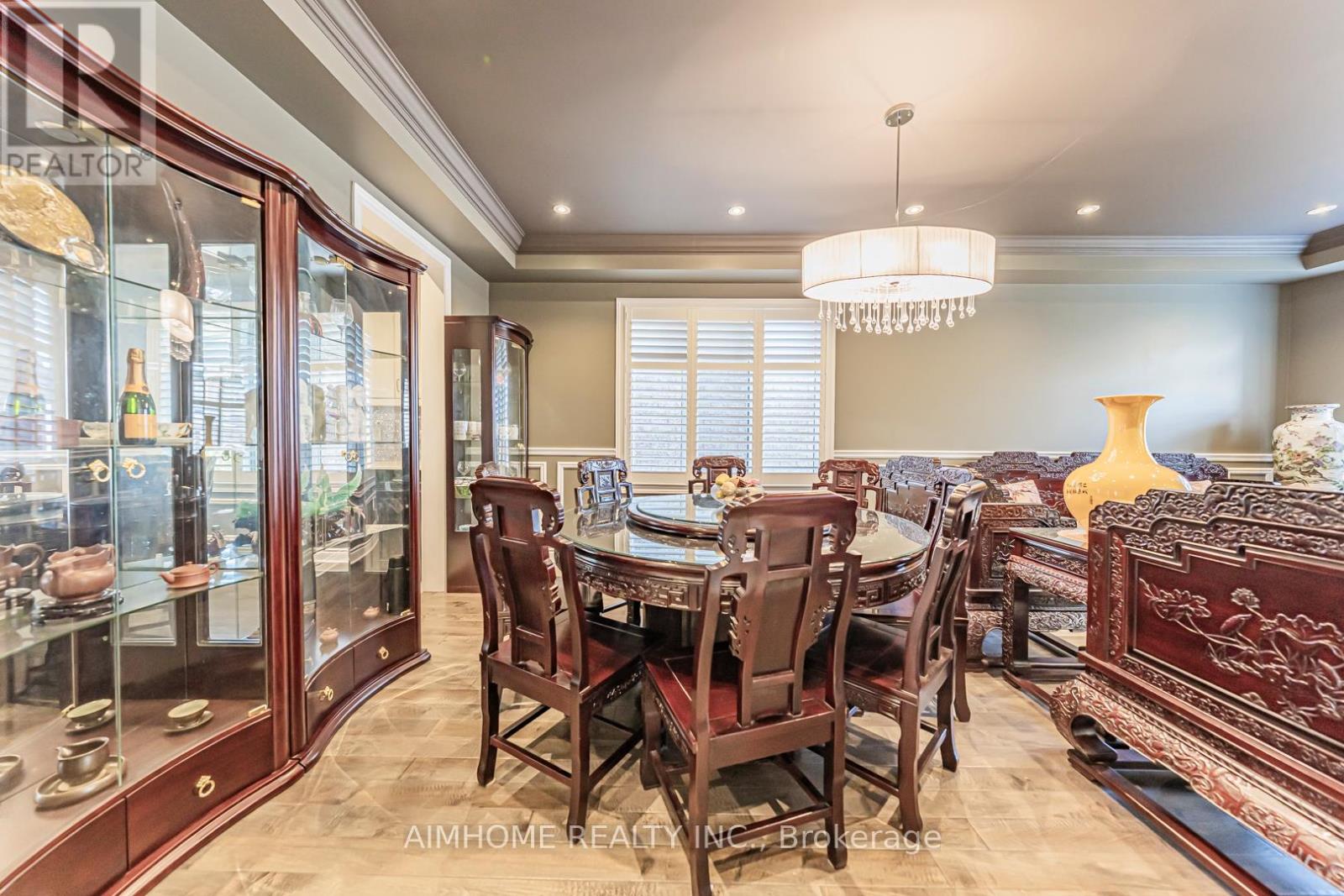 986 Wilbur Pipher Circle, Newmarket, Ontario  L3X 0G5 - Photo 10 - N12602402