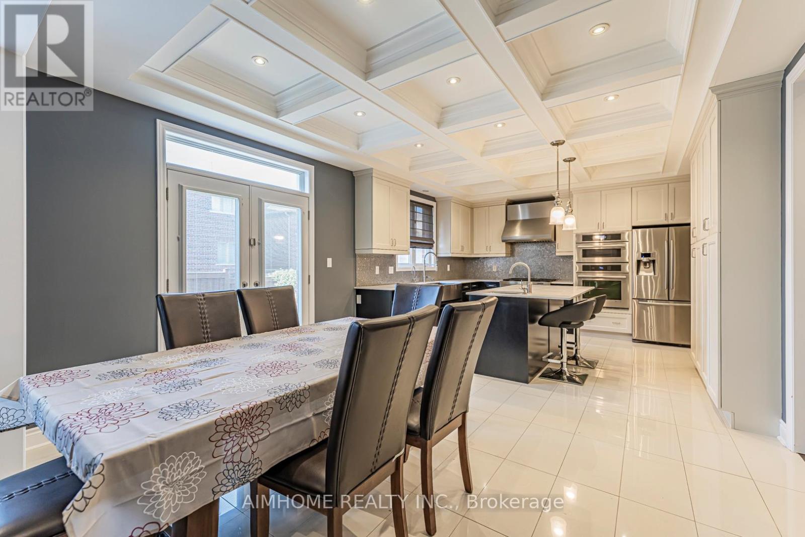 986 Wilbur Pipher Circle, Newmarket, Ontario  L3X 0G5 - Photo 18 - N12602402