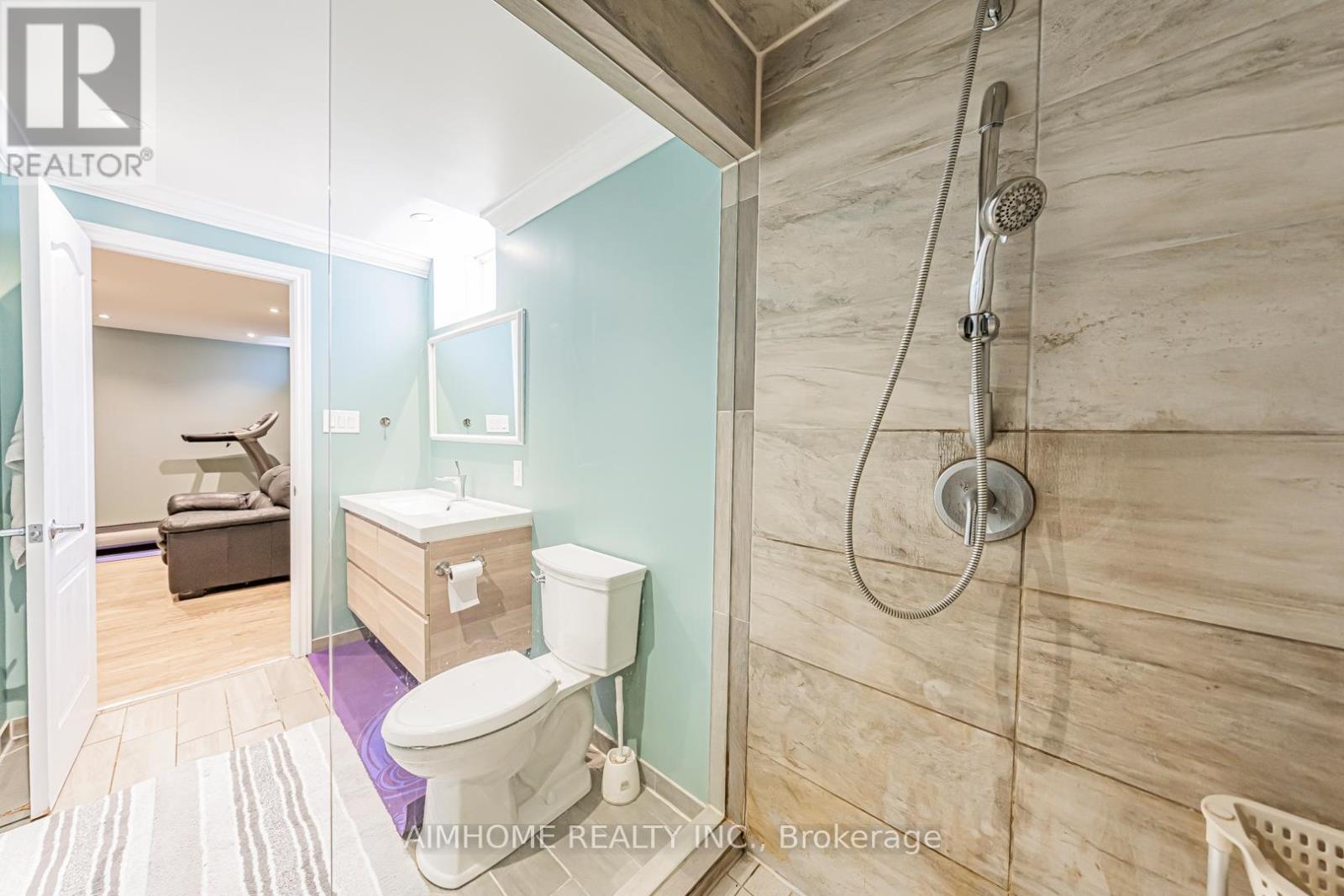 986 Wilbur Pipher Circle, Newmarket, Ontario  L3X 0G5 - Photo 45 - N12602402