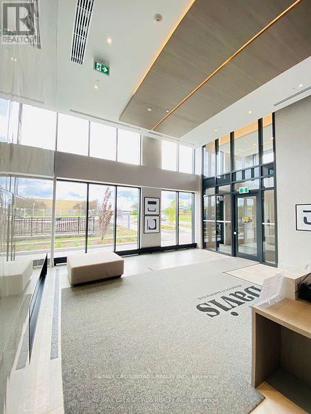 219 - 185 Deerfield Road, Newmarket, Ontario  L3Y 0G7 - Photo 3 - N12602418