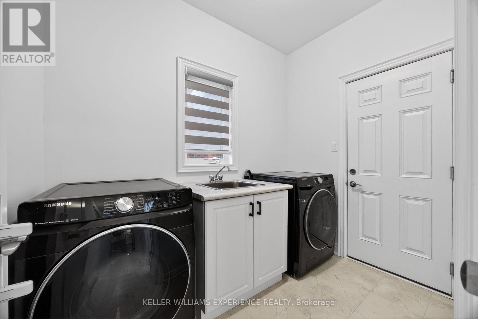 1606 Rizzardo Crescent, Innisfil, Ontario  L9S 0L7 - Photo 13 - N12602592