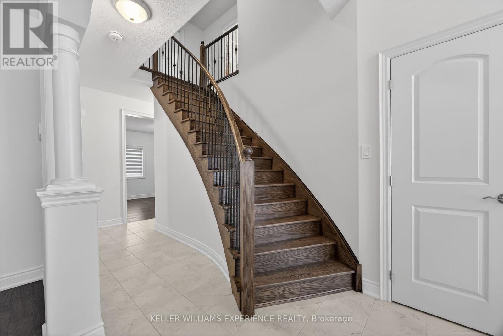 1606 Rizzardo Crescent, Innisfil, Ontario  L9S 0L7 - Photo 14 - N12602592