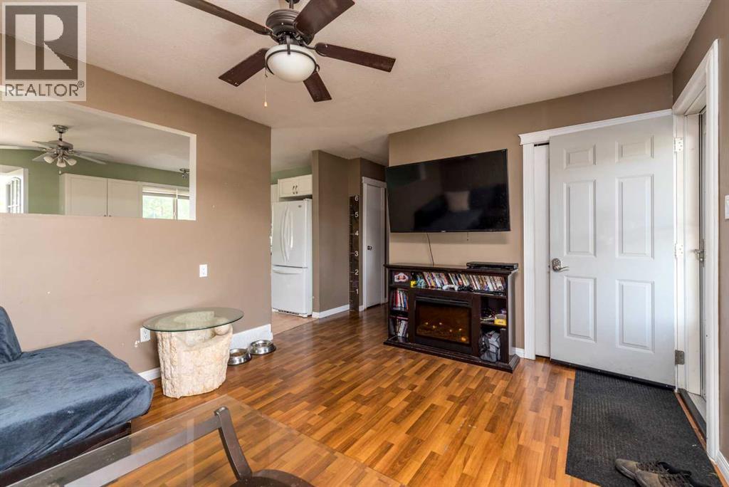 4743 Barr Crescent, Lloydminster, Saskatchewan  T9V 0L3 - Photo 4 - A2274033