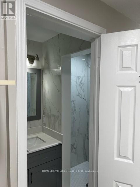 411 Bristol Road W, Mississauga, Ontario  L5R 3R7 - Photo 12 - W12602448