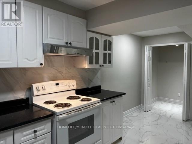 411 Bristol Road W, Mississauga, Ontario  L5R 3R7 - Photo 6 - W12602448