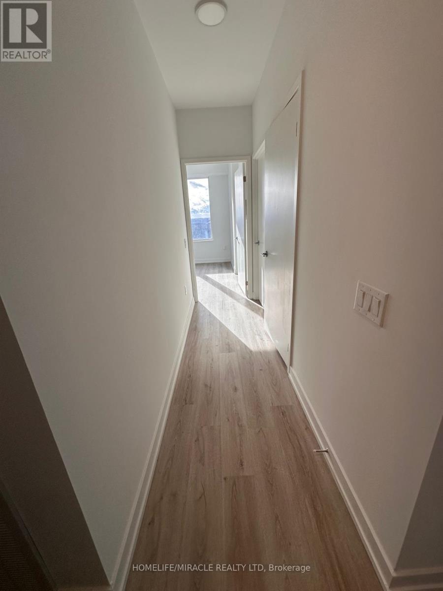 2710 - 395 Square One Drive, Mississauga, Ontario  L5B 0P6 - Photo 6 - W12602494