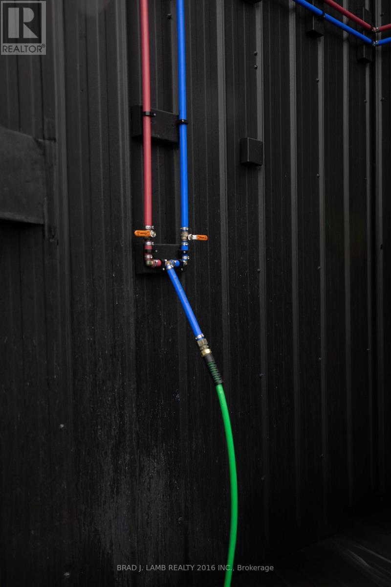 186 Mulock Avenue, Toronto, Ontario  M6N 3C8 - Photo 31 - W12602504