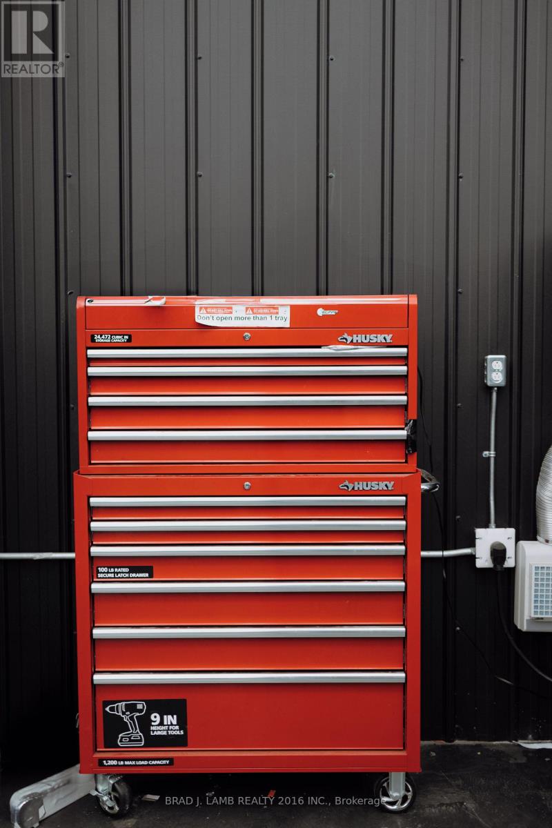 186 Mulock Avenue, Toronto, Ontario  M6N 3C8 - Photo 42 - W12602504