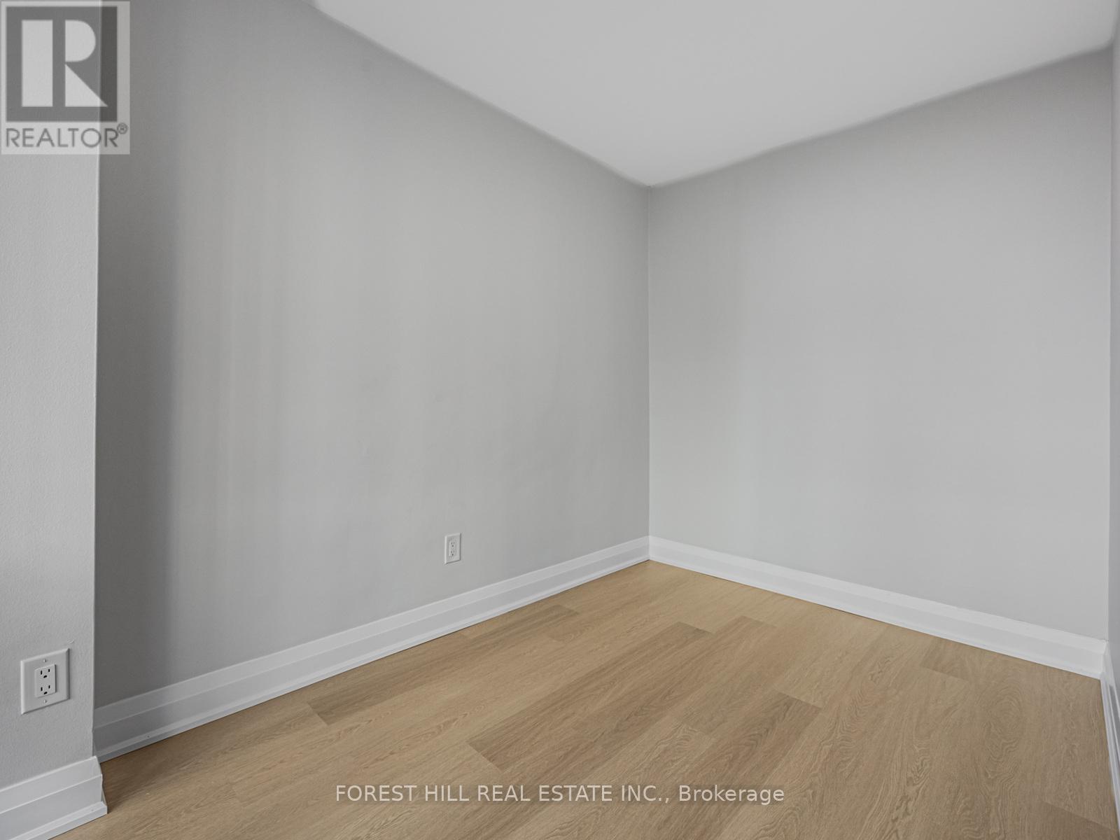 416 - 377 Ridelle Avenue, Toronto, Ontario  M6B 1K2 - Photo 12 - W12602520