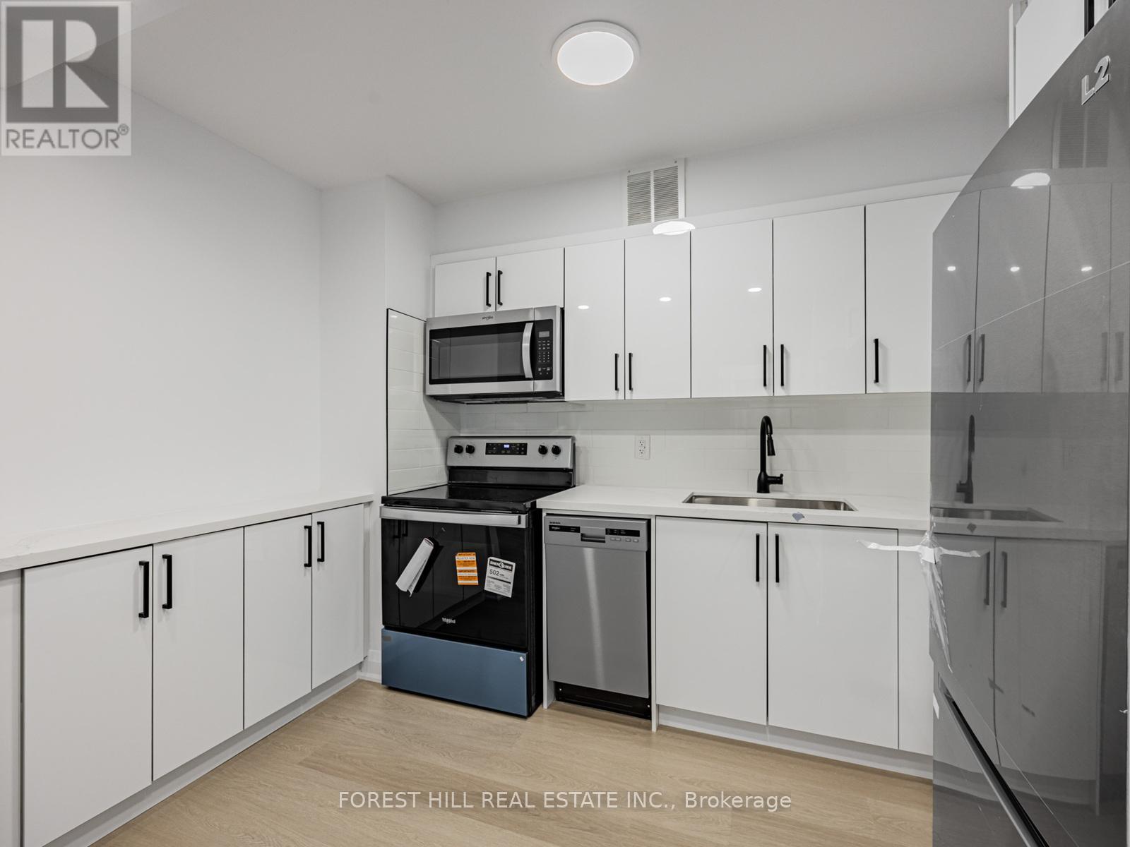 416 - 377 Ridelle Avenue, Toronto, Ontario  M6B 1K2 - Photo 7 - W12602520