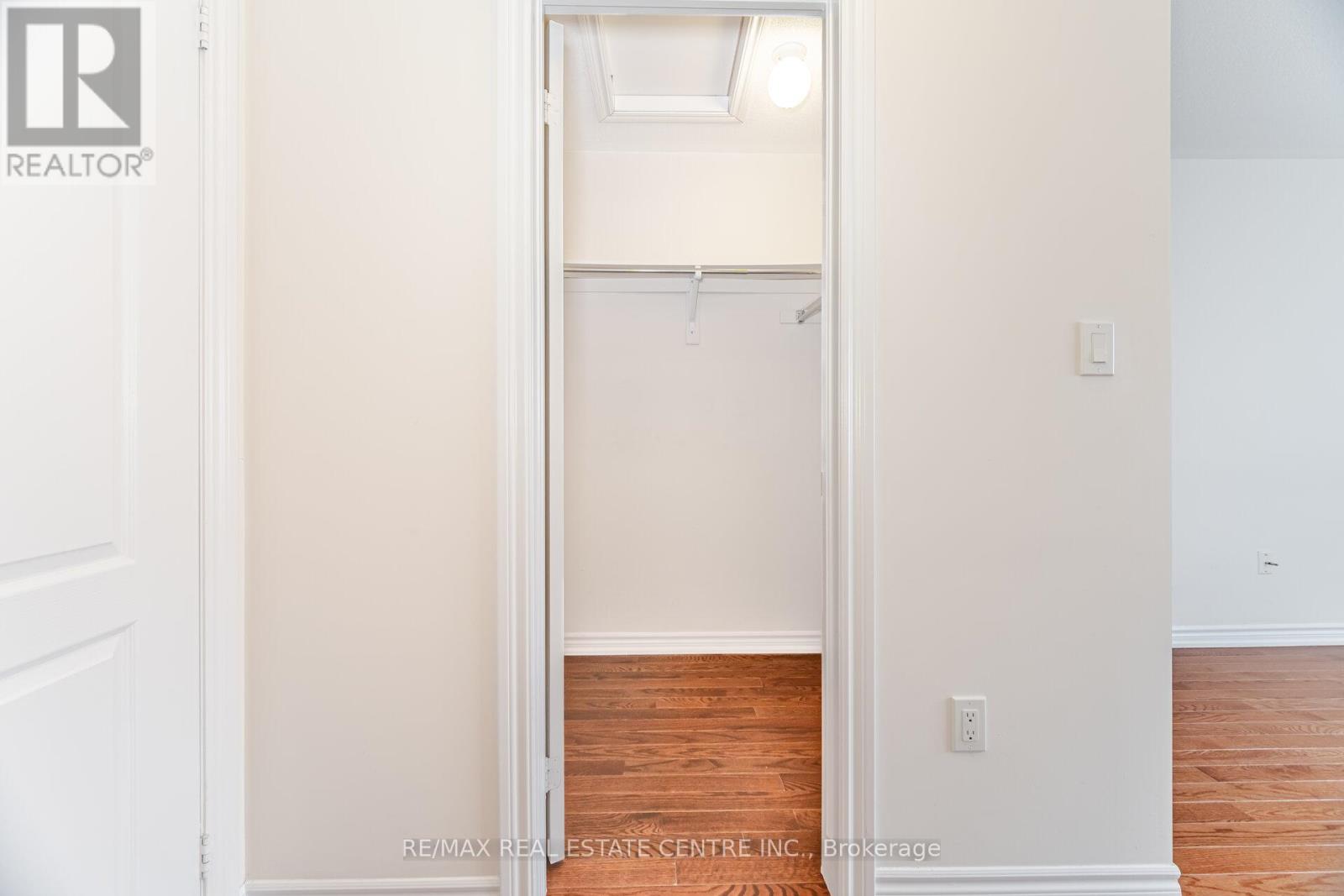 11 Yately Street, Brampton, Ontario  L7A 4R9 - Photo 16 - W12602546