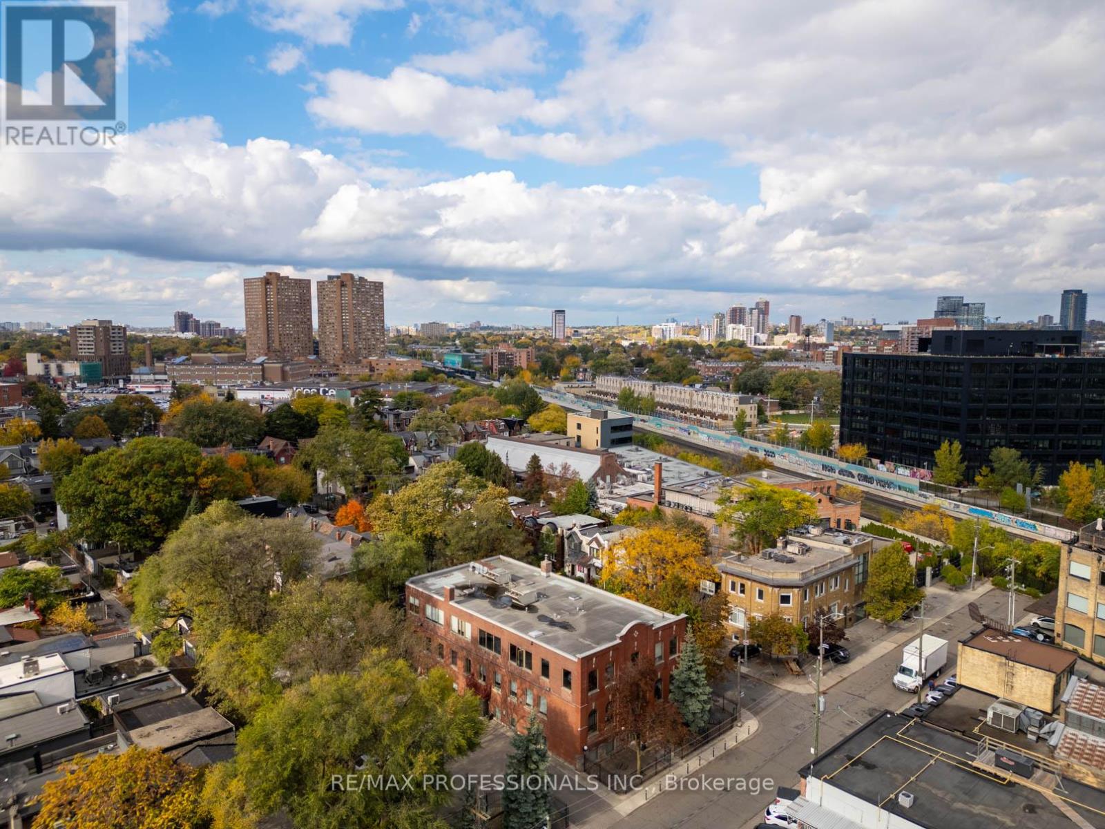 G3 - 10 Morrow Avenue, Toronto, Ontario  M6R 2J1 - Photo 34 - W12602590