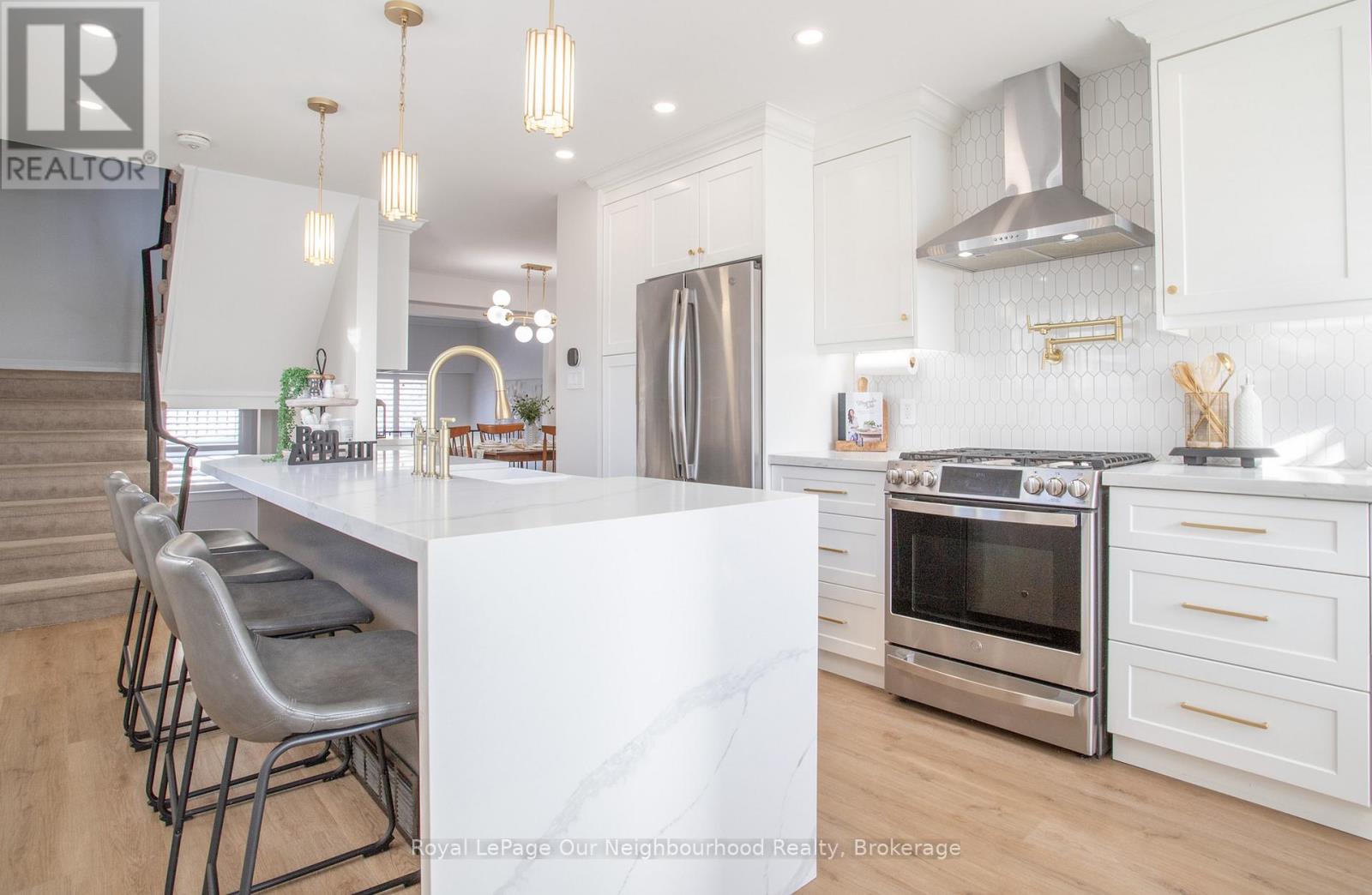 18 Hailey Court, Clarington, Ontario L1C 3X5 - Photo 3 - E12602626