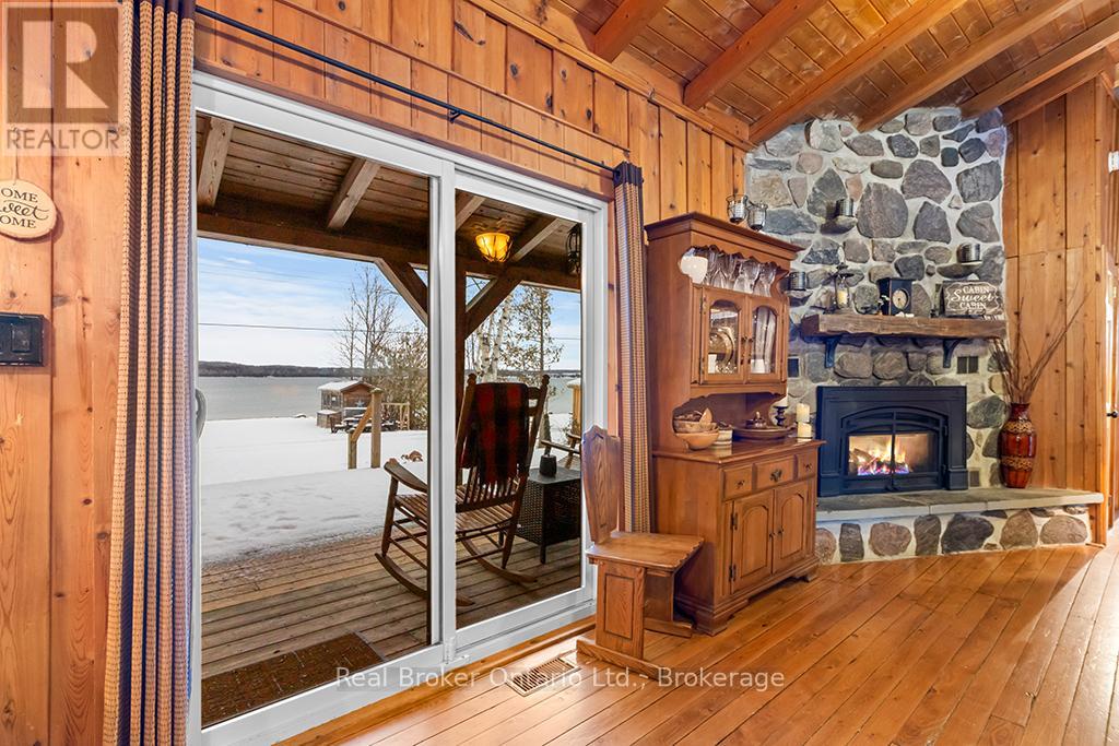 111 Wilson Drive, Georgian Bluffs, Ontario  N0H 2T0 - Photo 14 - X12602652