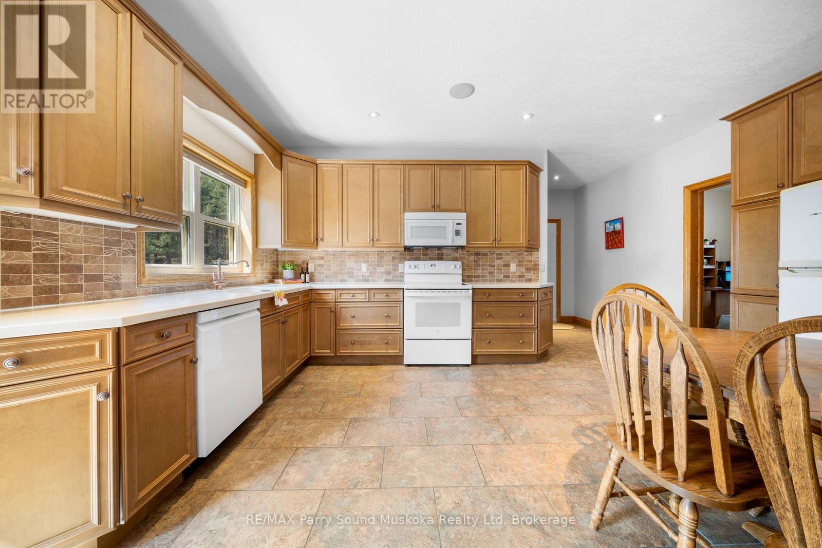 217 South Shore Road, The Archipelago, Ontario  P0G 1K0 - Photo 8 - X12602692