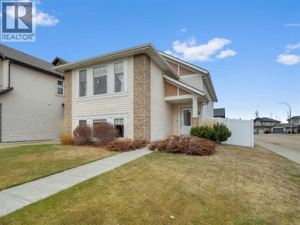 36 Kershaw Close, Red Deer, Alberta  T4P 0H4 - Photo 2 - A2269293