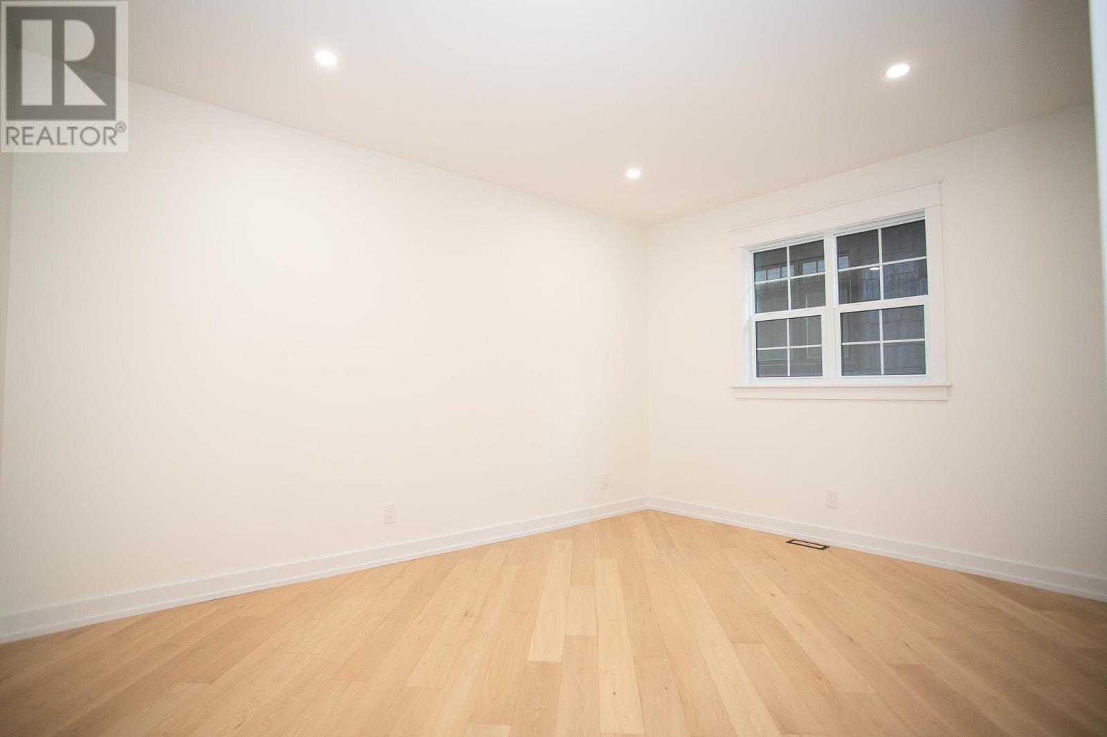 8 Bluffs Dr, Sault Ste. Marie, Ontario P6A 0B4 - Photo 21 - SM250386