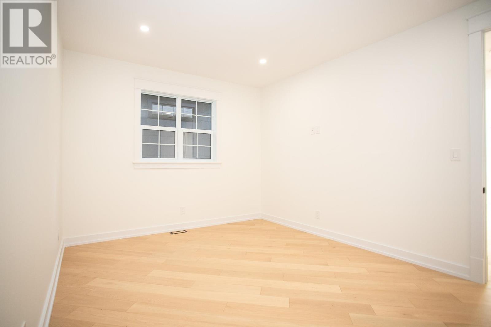 8 Bluffs Dr, Sault Ste. Marie, Ontario P6A 0B4 - Photo 22 - SM250386