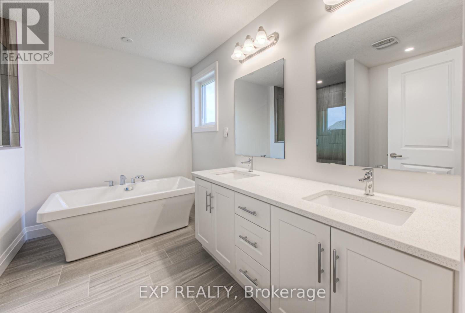 235 Applewood Street, Blandford-Blenheim, Ontario  N0J 1S0 - Photo 23 - X12602408