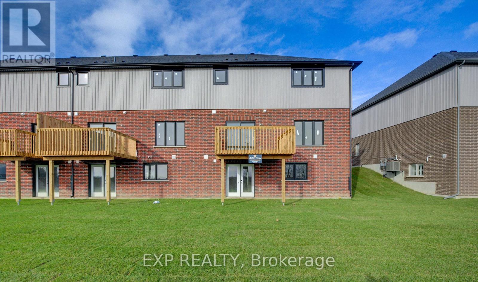 235 Applewood Street, Blandford-Blenheim, Ontario  N0J 1S0 - Photo 29 - X12602408