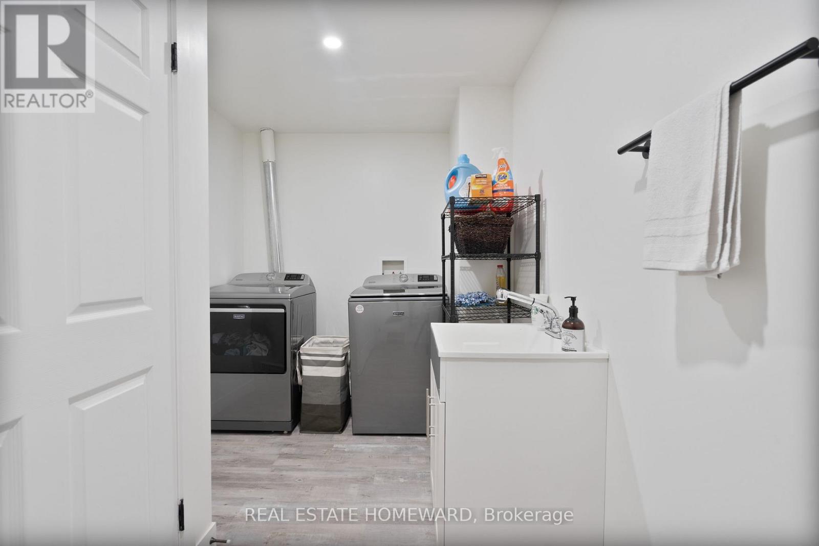 2150 Thornicroft Crescent, London South, Ontario  N6P 1T7 - Photo 24 - X12602532