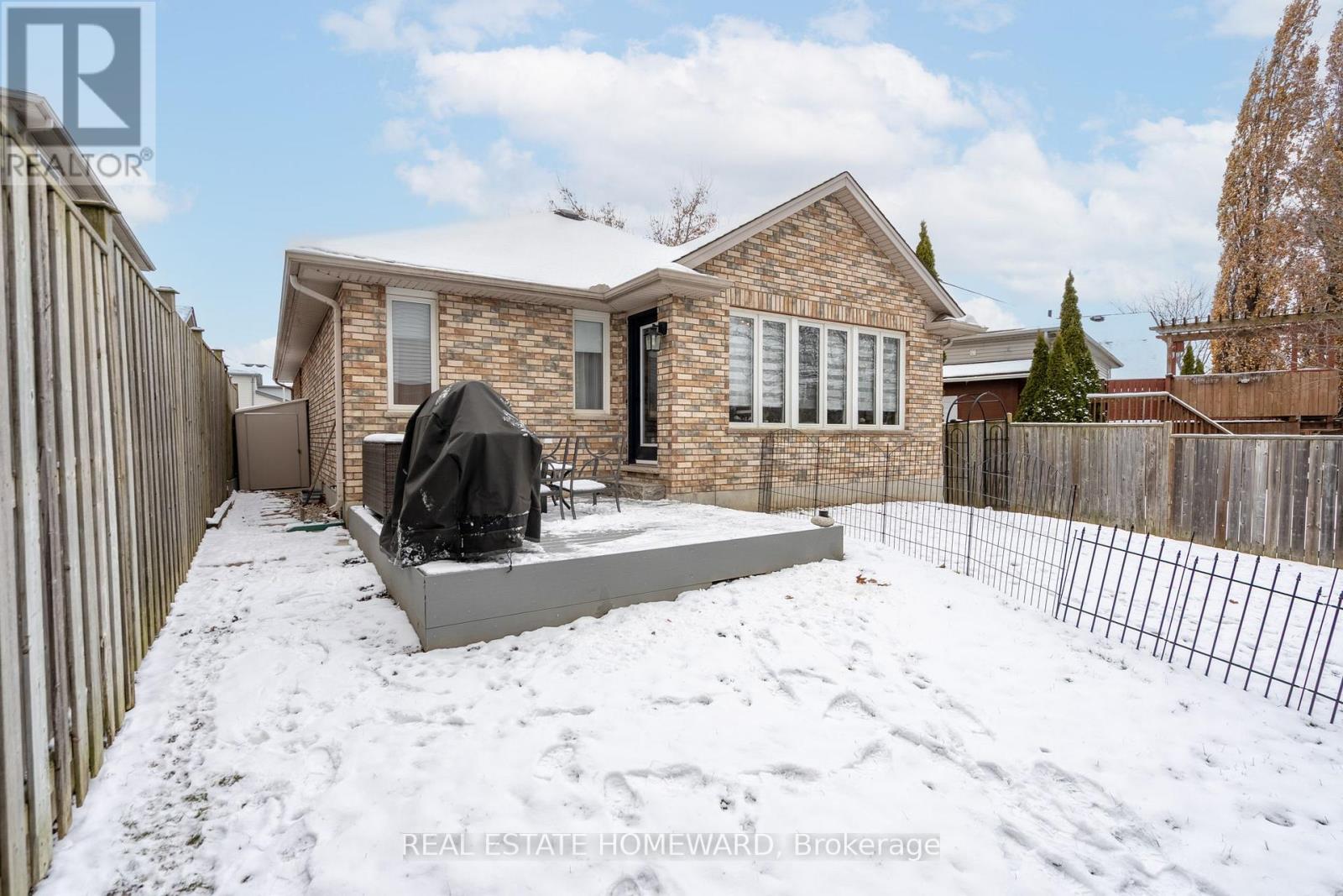 2150 Thornicroft Crescent, London South, Ontario  N6P 1T7 - Photo 30 - X12602532