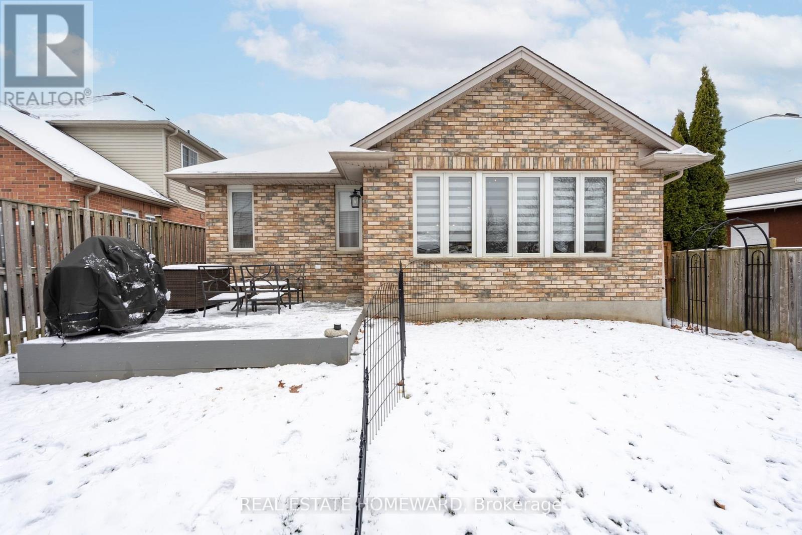 2150 Thornicroft Crescent, London South, Ontario  N6P 1T7 - Photo 31 - X12602532
