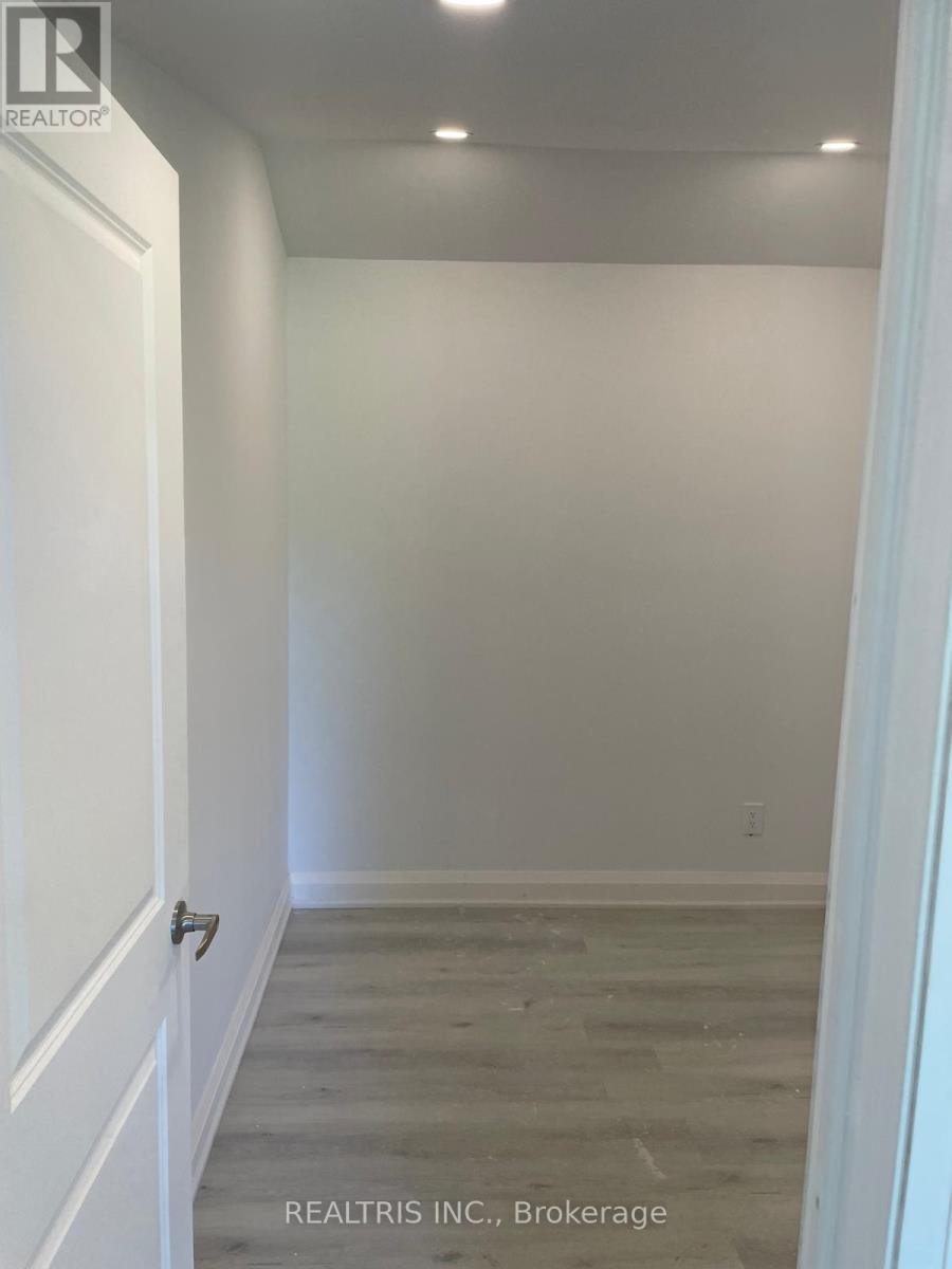 22499 Loyalist Parkway, Quinte West, Ontario  K8N 5P7 - Photo 12 - X12602570