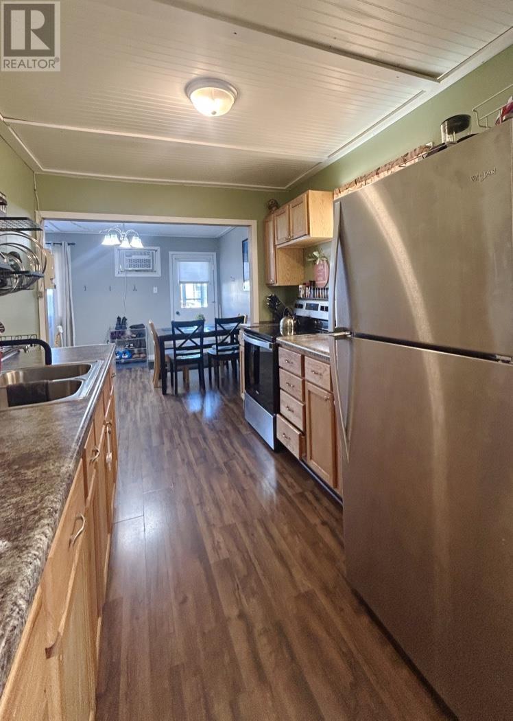 917 Phair Avenue, Fort Frances, Ontario  P9A 2M6 - Photo 5 - TB253546