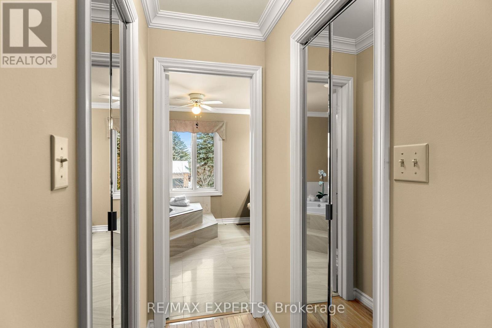 64 Craigleith Crescent, Richmond Hill, Ontario  L4E 2S4 - Photo 18 - N12602474