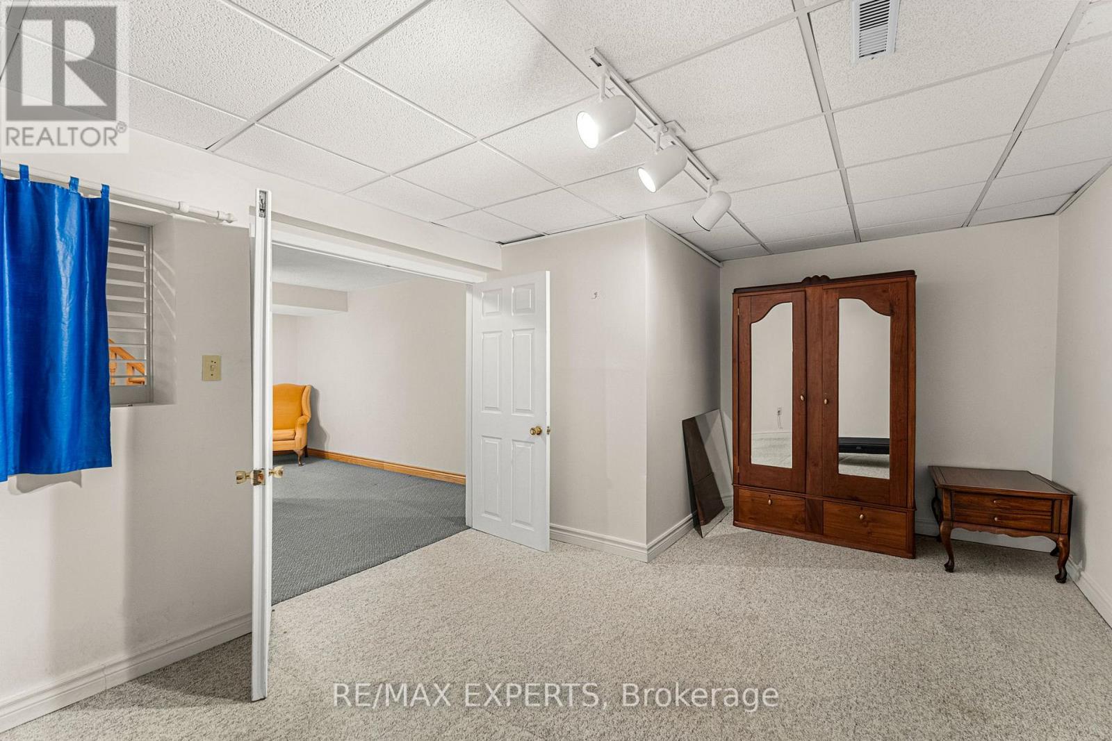 64 Craigleith Crescent, Richmond Hill, Ontario  L4E 2S4 - Photo 32 - N12602474