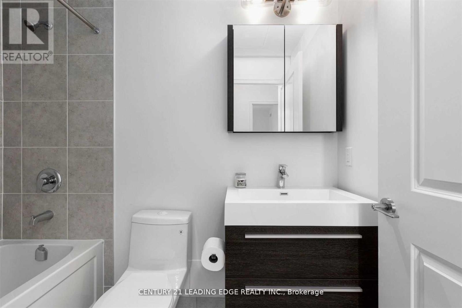 1215 - 8 Rouge Valley Drive, Markham, Ontario L6G 0G8 - Photo 11 - N12596802