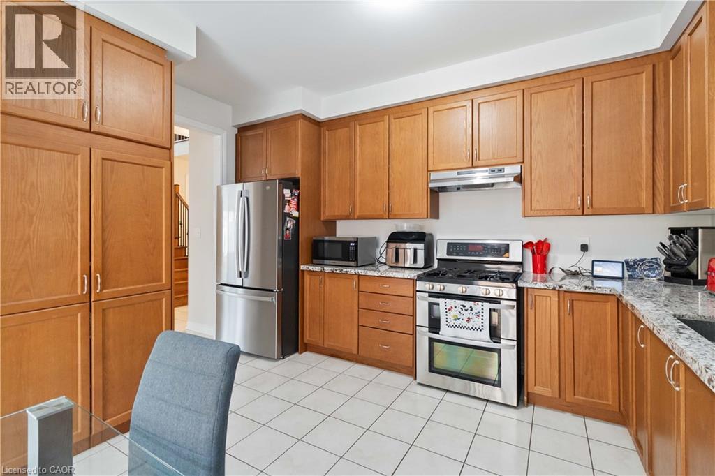 573 Gardenbrook Avenue, Oakville, Ontario  L6M 0P5 - Photo 10 - 40792492