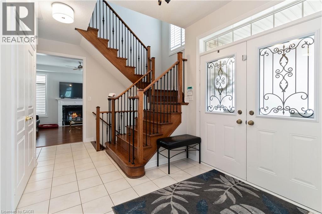 573 Gardenbrook Avenue, Oakville, Ontario  L6M 0P5 - Photo 5 - 40792492