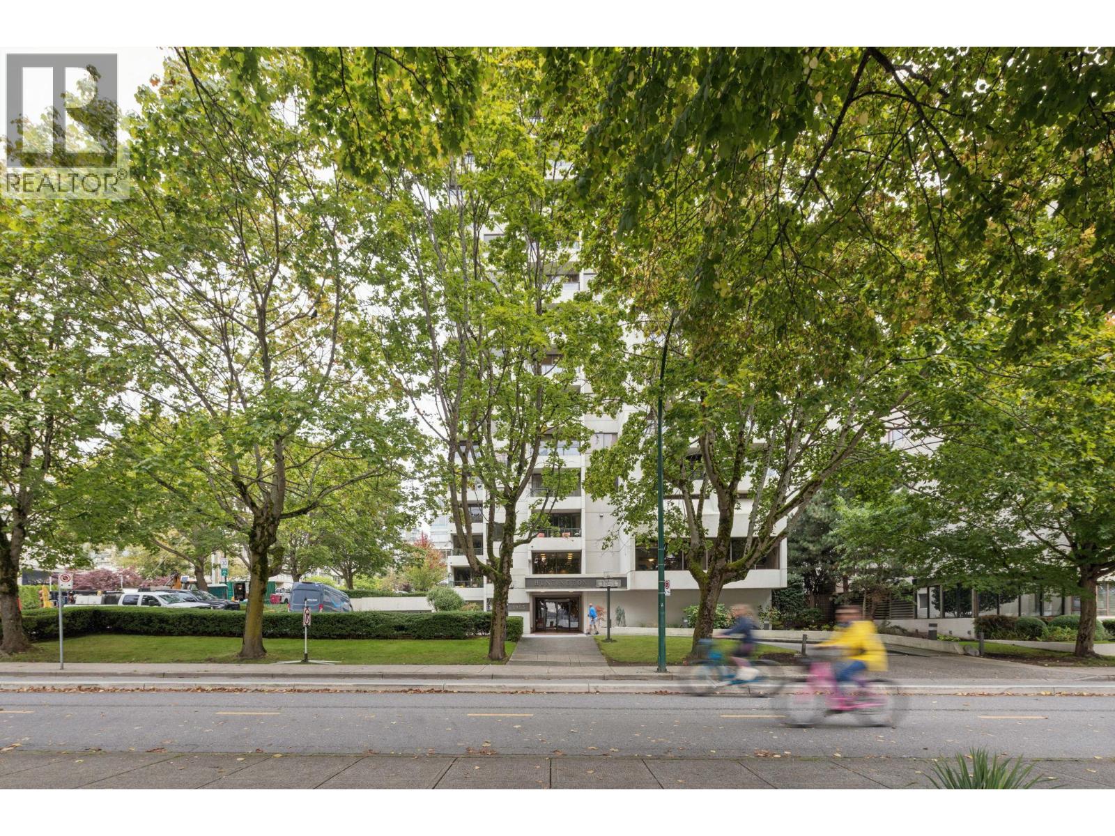 301 1995 Beach Avenue, Vancouver, British Columbia V6G 2Y3 - Photo 1 - R3072219