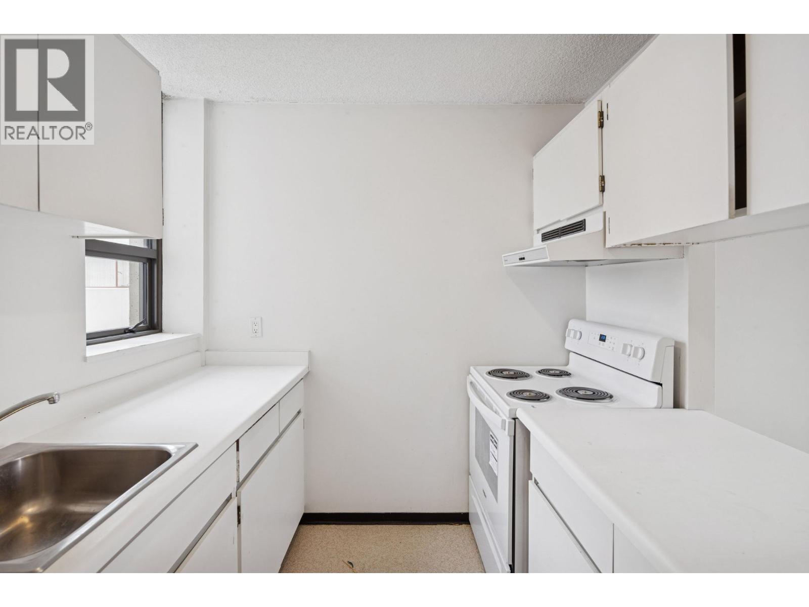 301 1995 Beach Avenue, Vancouver, British Columbia V6G 2Y3 - Photo 11 - R3072219