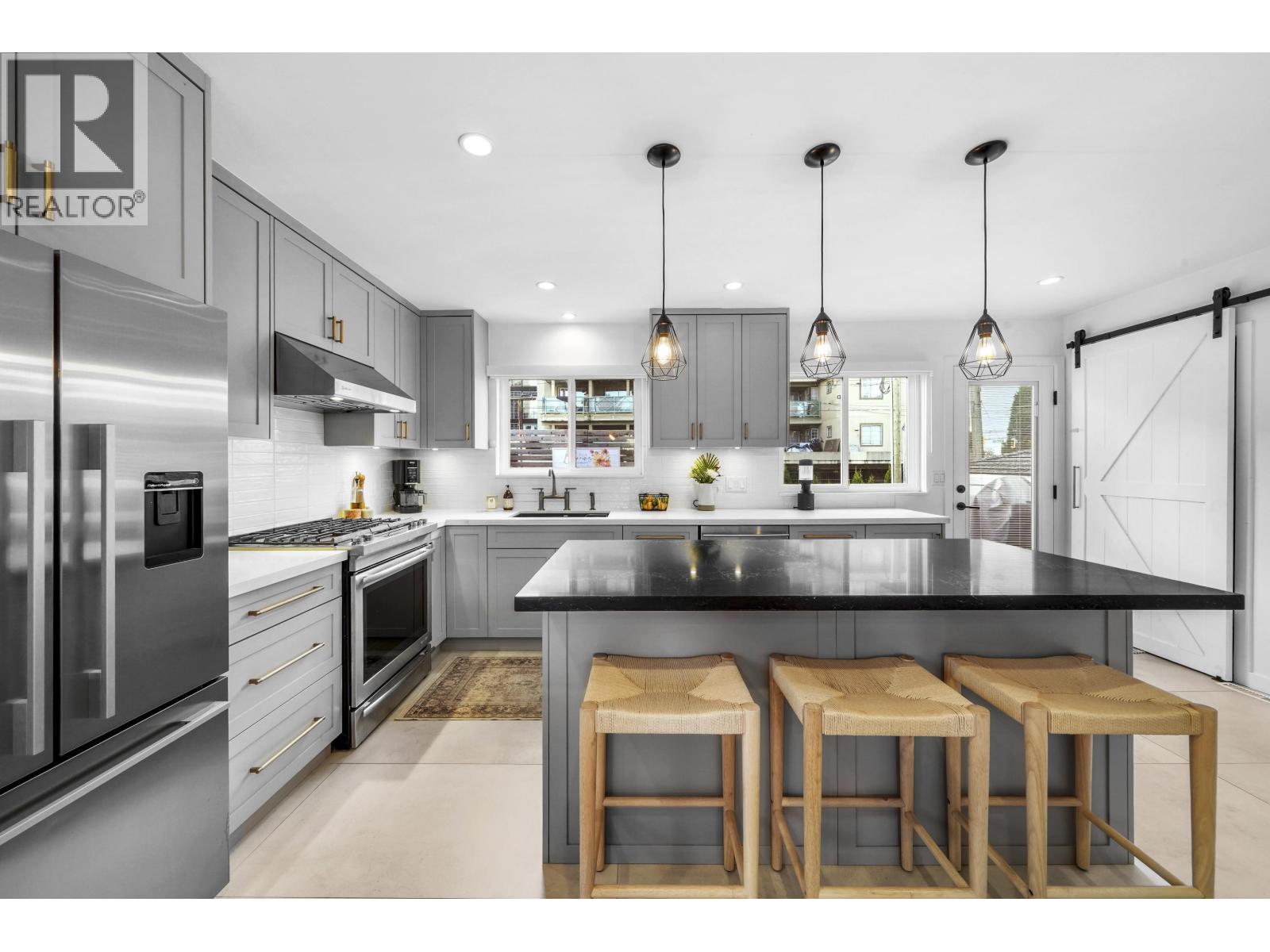 4921 Chester Street, Vancouver, British Columbia  V5W 3A7 - Photo 10 - R3072269