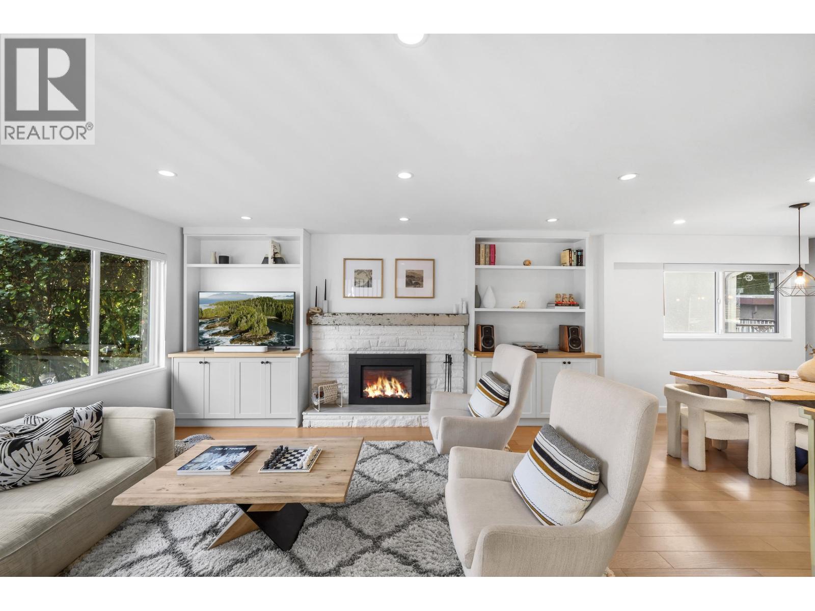 4921 Chester Street, Vancouver, British Columbia  V5W 3A7 - Photo 5 - R3072269