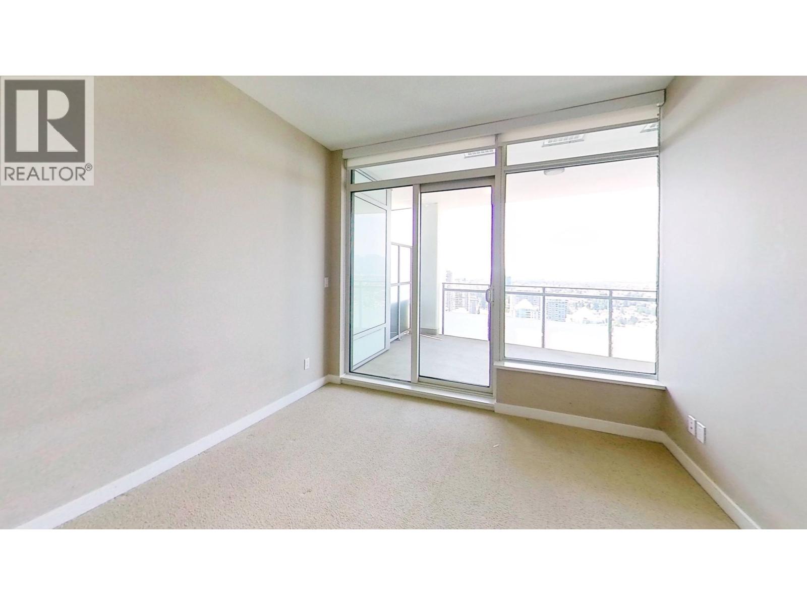 4508 Hazel Street, Burnaby, British Columbia  V5H 4T8 - Photo 5 - R3072248