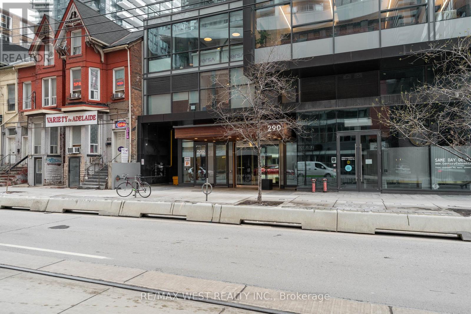 1201 - 290 Adelaide Street, Toronto, Ontario  M5V 0P3 - Photo 33 - C12602656