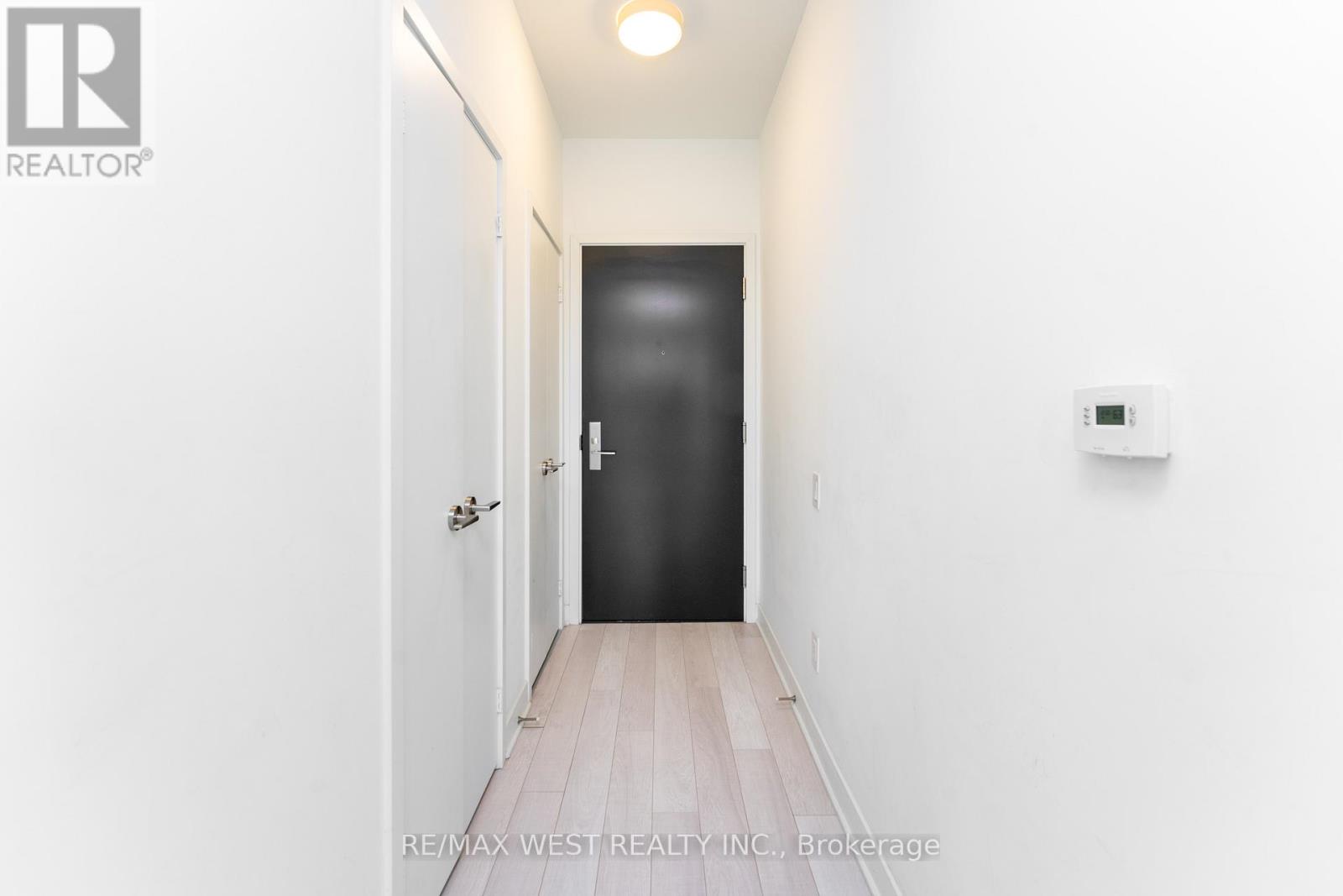 1201 - 290 Adelaide Street, Toronto, Ontario  M5V 0P3 - Photo 7 - C12602656