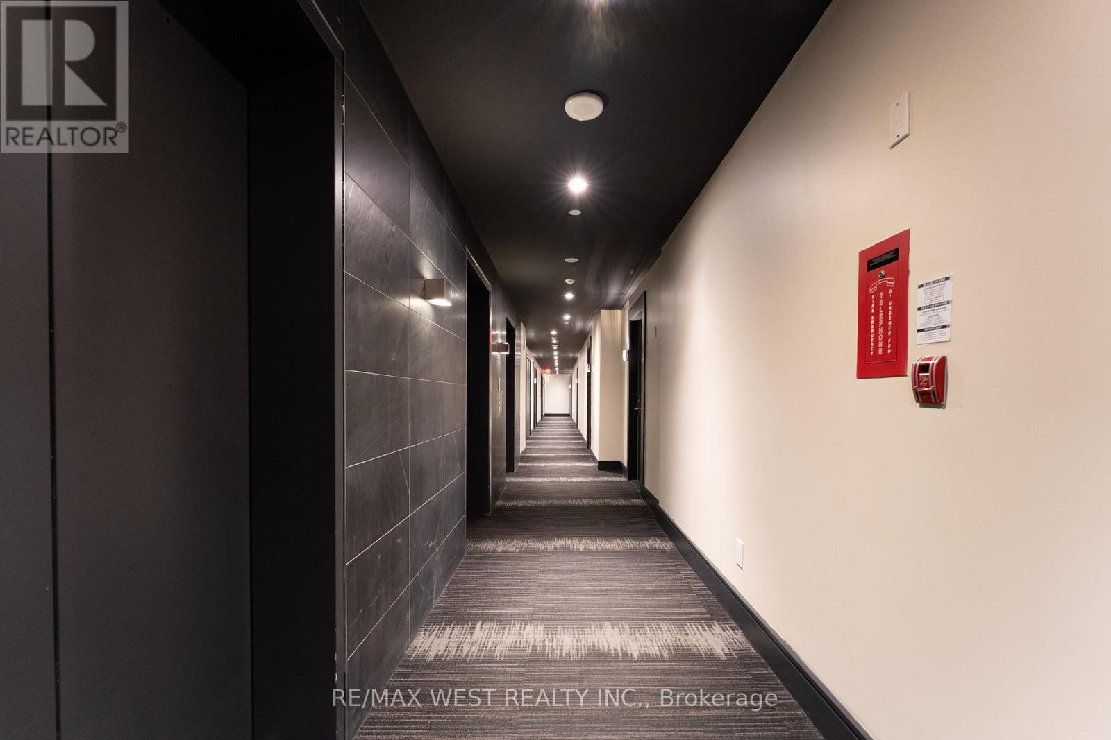 1201 - 290 Adelaide Street, Toronto, Ontario  M5V 0P3 - Photo 6 - C12602684