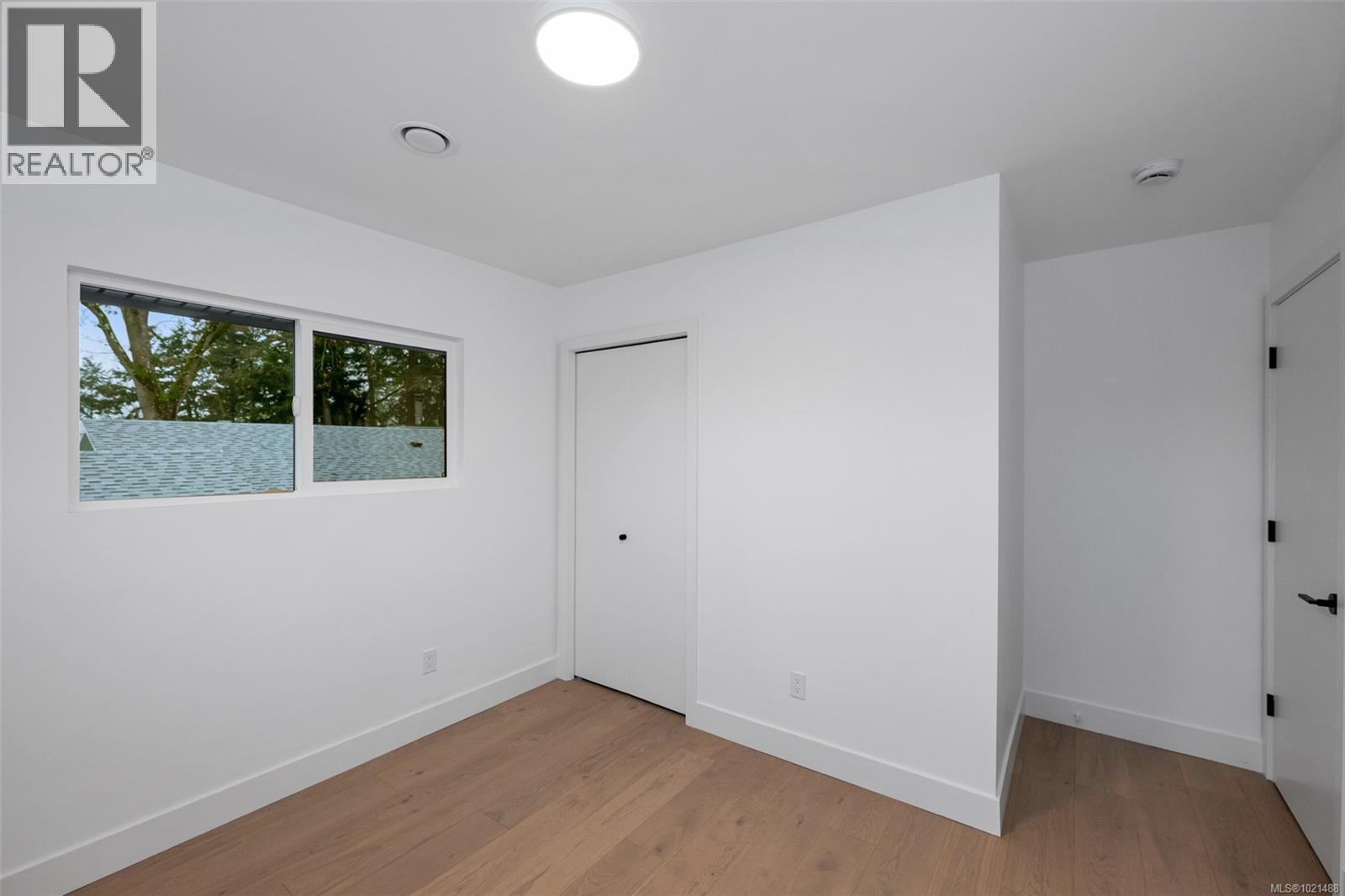 1041 Hulford St, Saanich, British Columbia  V8X 3B5 - Photo 19 - 1021488