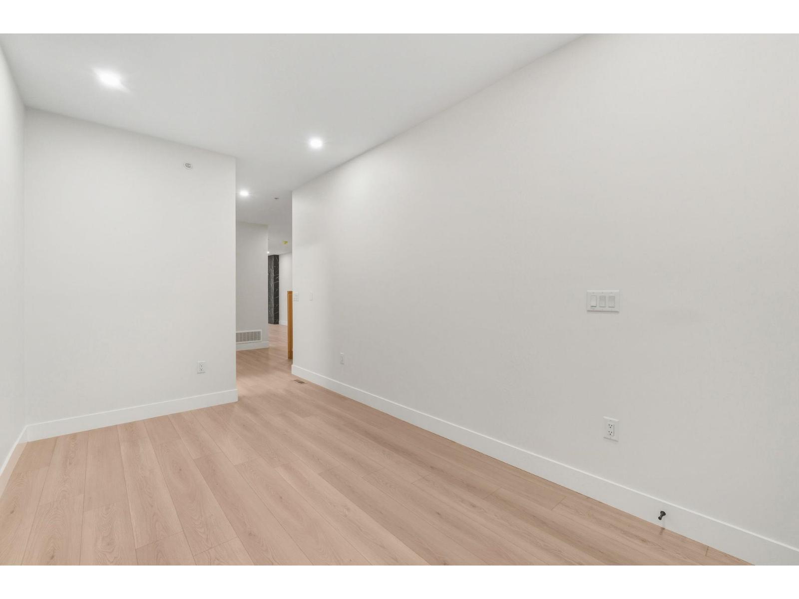 32529 Higginbottom Court, Mission, British Columbia  V2V 2T7 - Photo 13 - R3072200